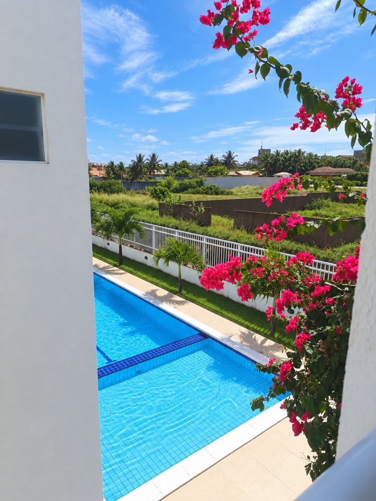 Piscina do condomínio, vista da varanda